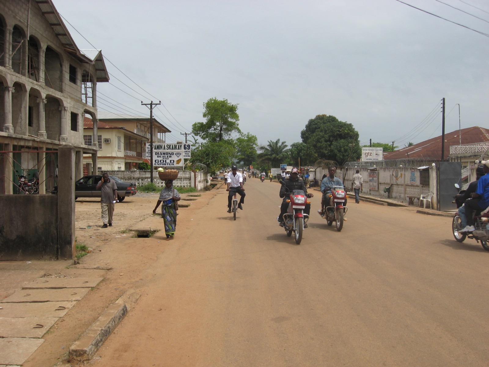 A street in Kenema, the Eastern Province town below the Bambawo mine where the expedition bought what supplies it could.