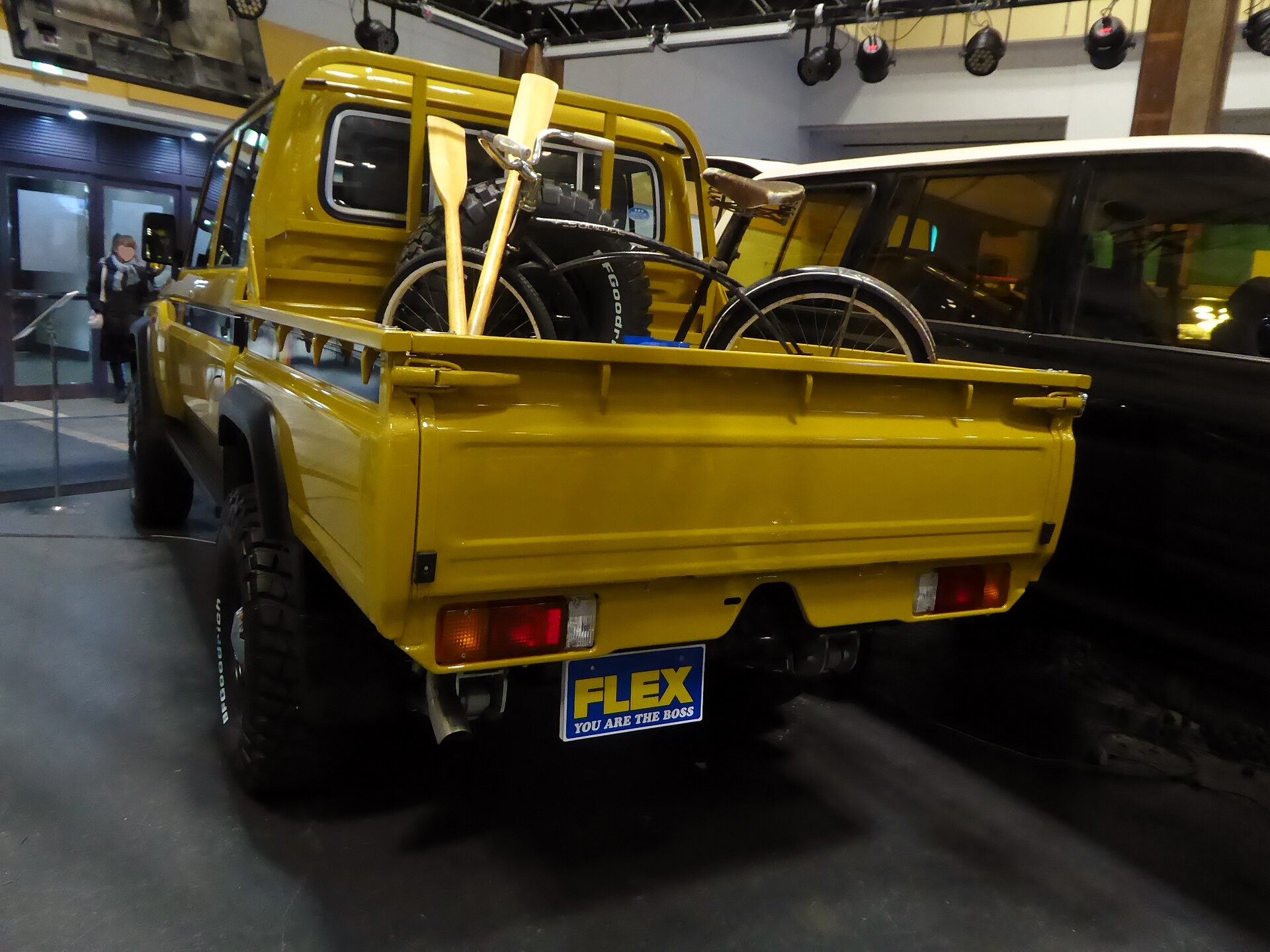 79 Series pick-up — 大阪オートメッセ2015においてランドクルーザー79ピックアップを撮影。