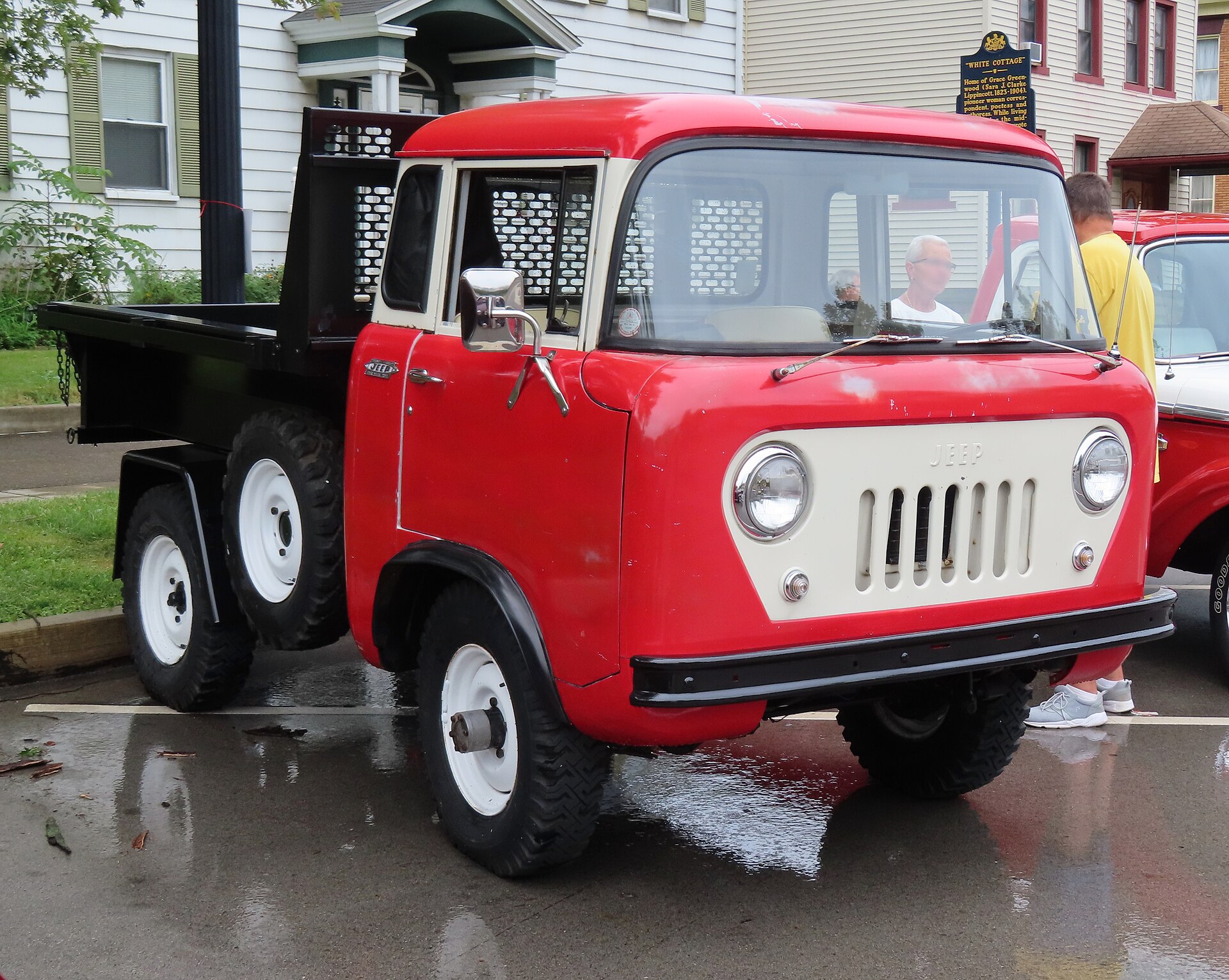 Jeep FC-150 / FC-170 — photograph