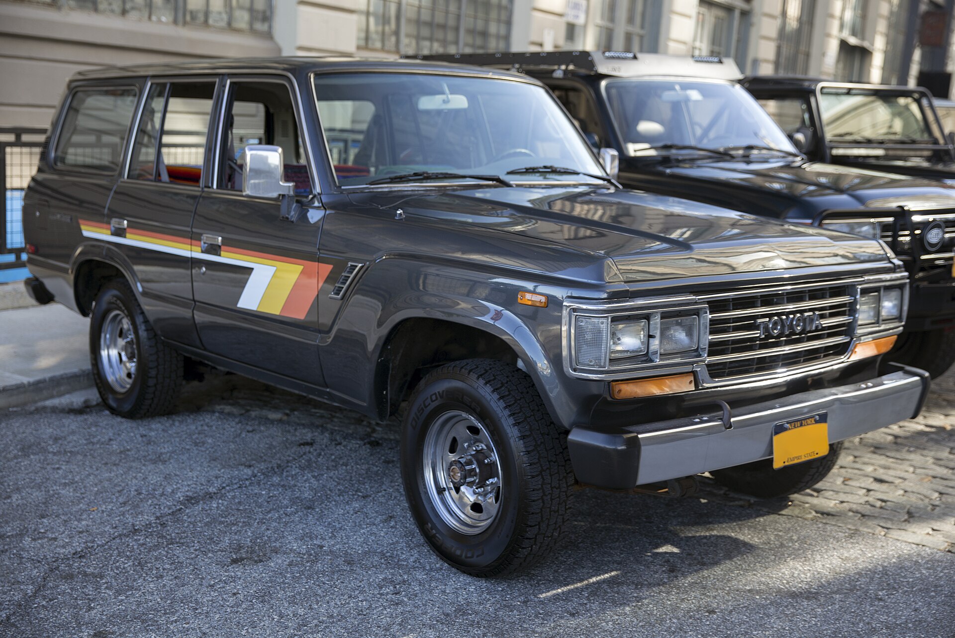 FJ62 — 1990 Toyota Land Cruiser FJ62, US model with the 3F-E engine