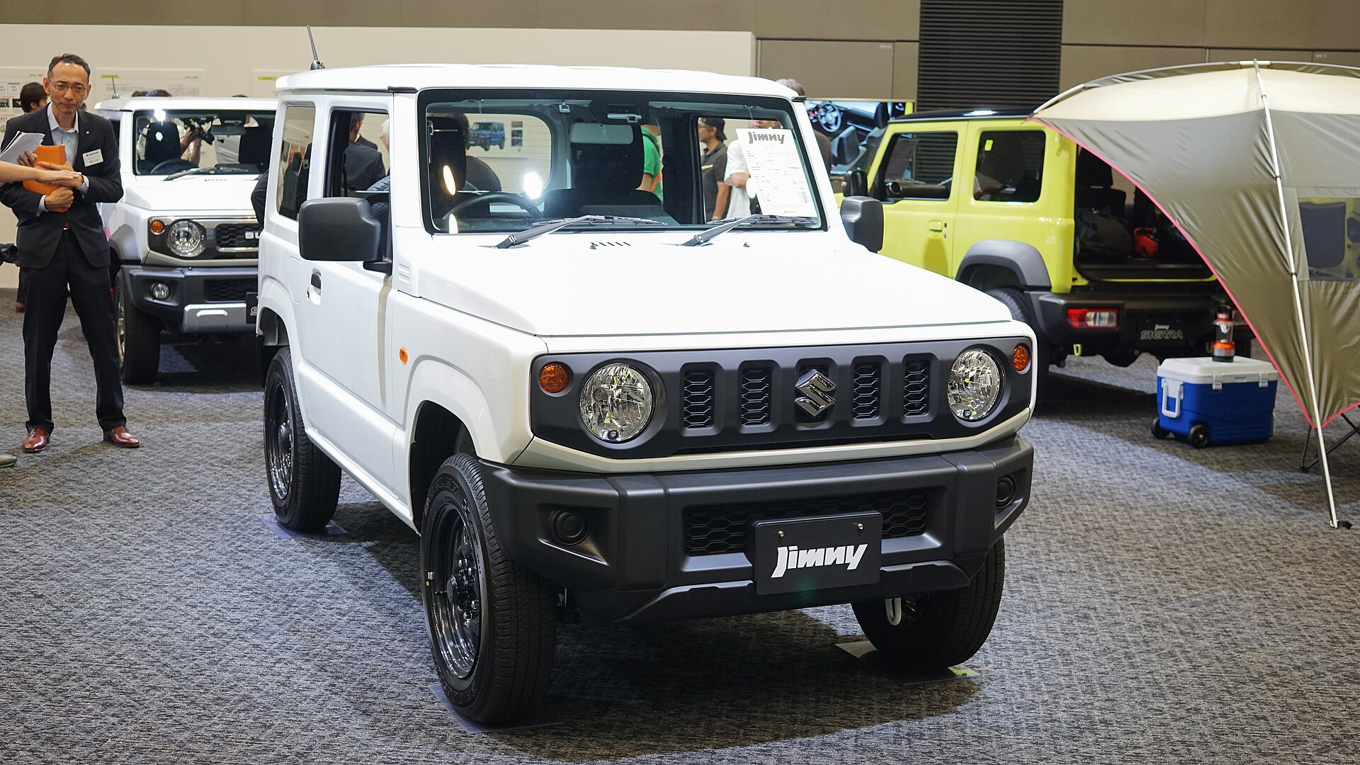 Jimny JB64 (kei, Japan) — A Jimny XG, the kei JB64