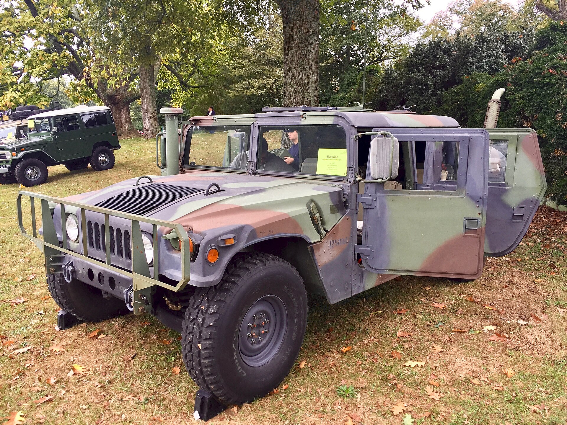 M1045 TOW carrier — A 1987 M1045 TOW carrier at a Maryland show