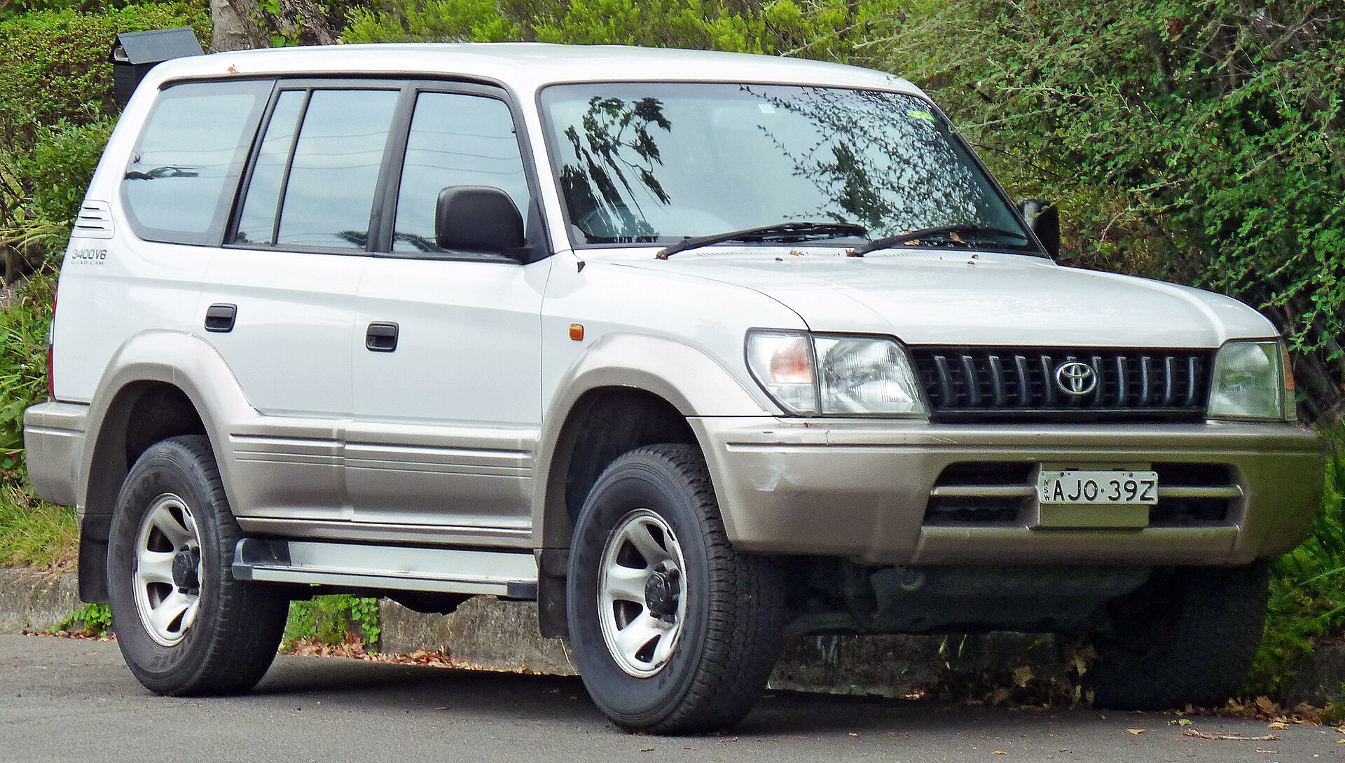 Prado 90 GXL / Grande (Australia) — photograph