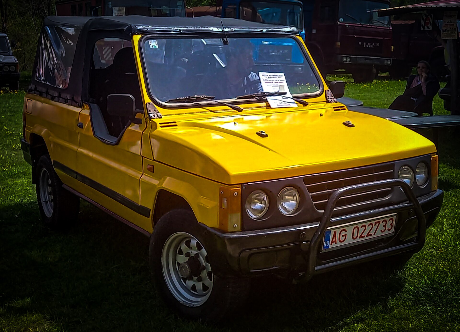 Spartana (1997–2006) — ARO 10 Spartana. It distinguishes from the convertible ARO 10.4s by the plastic canvas as roof, different grille design and different door design. Spotted in Câ