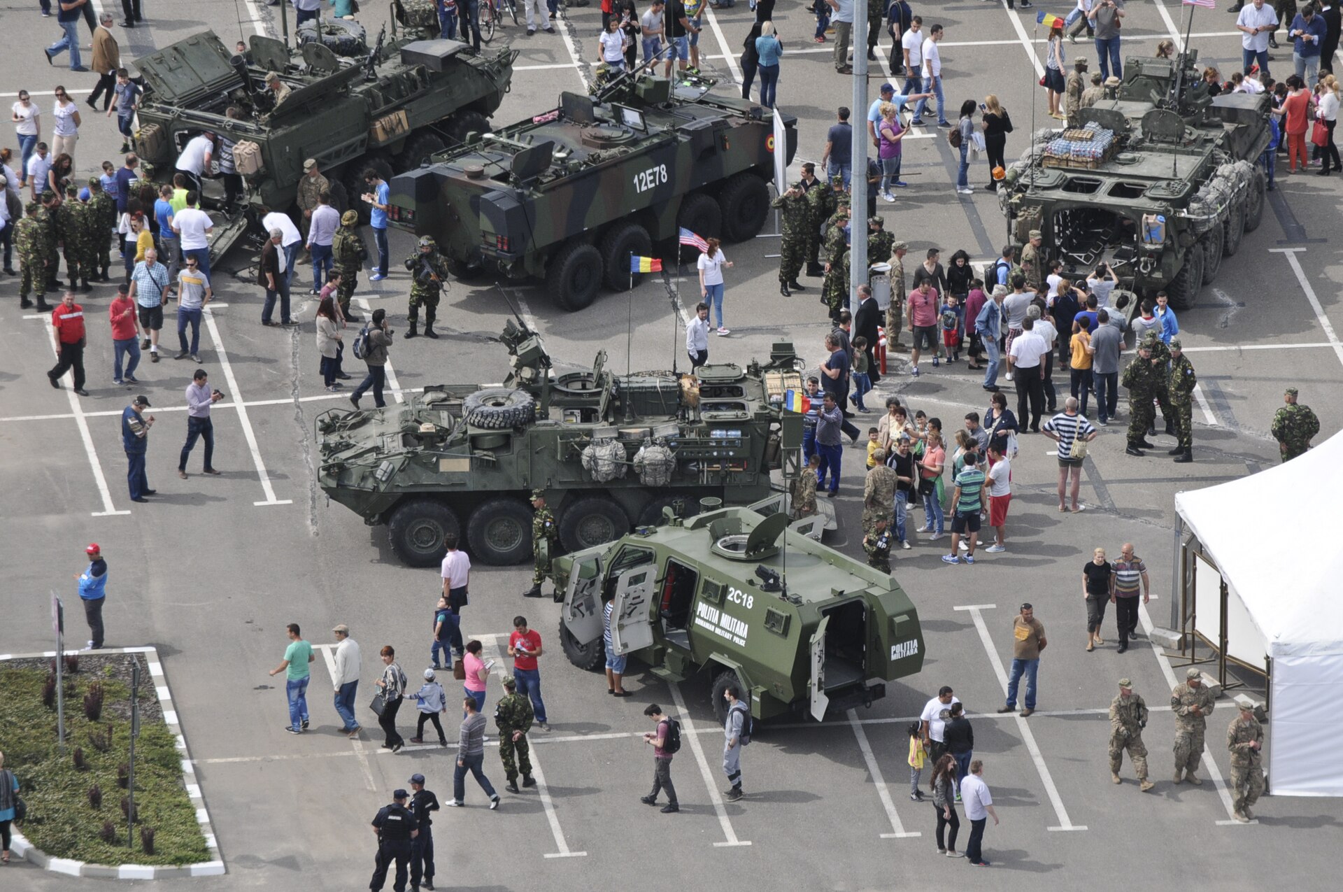Stryker (United States) — Stryker Combat Vehicles belonging to 2nd Squadron, 2nd Cavalry Regiment, along with Romanian tactical vehicles belonging to the Romanian Land Forces, are put on