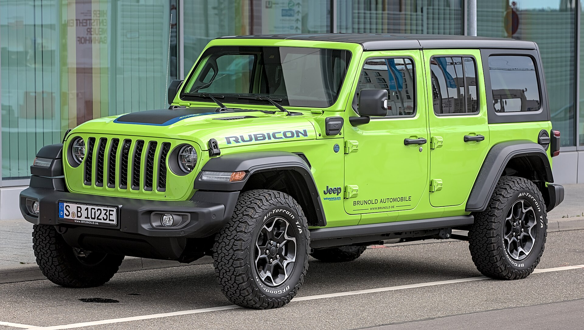 Wrangler 4xe — photograph